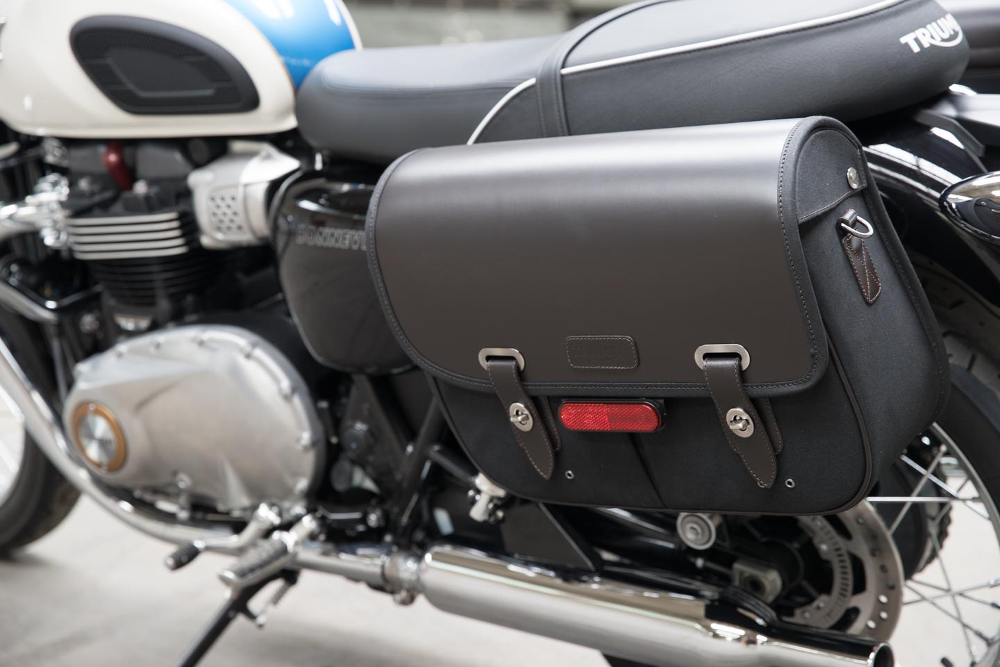 Panniers, Waxed Cotton, LHS, Black photo 5