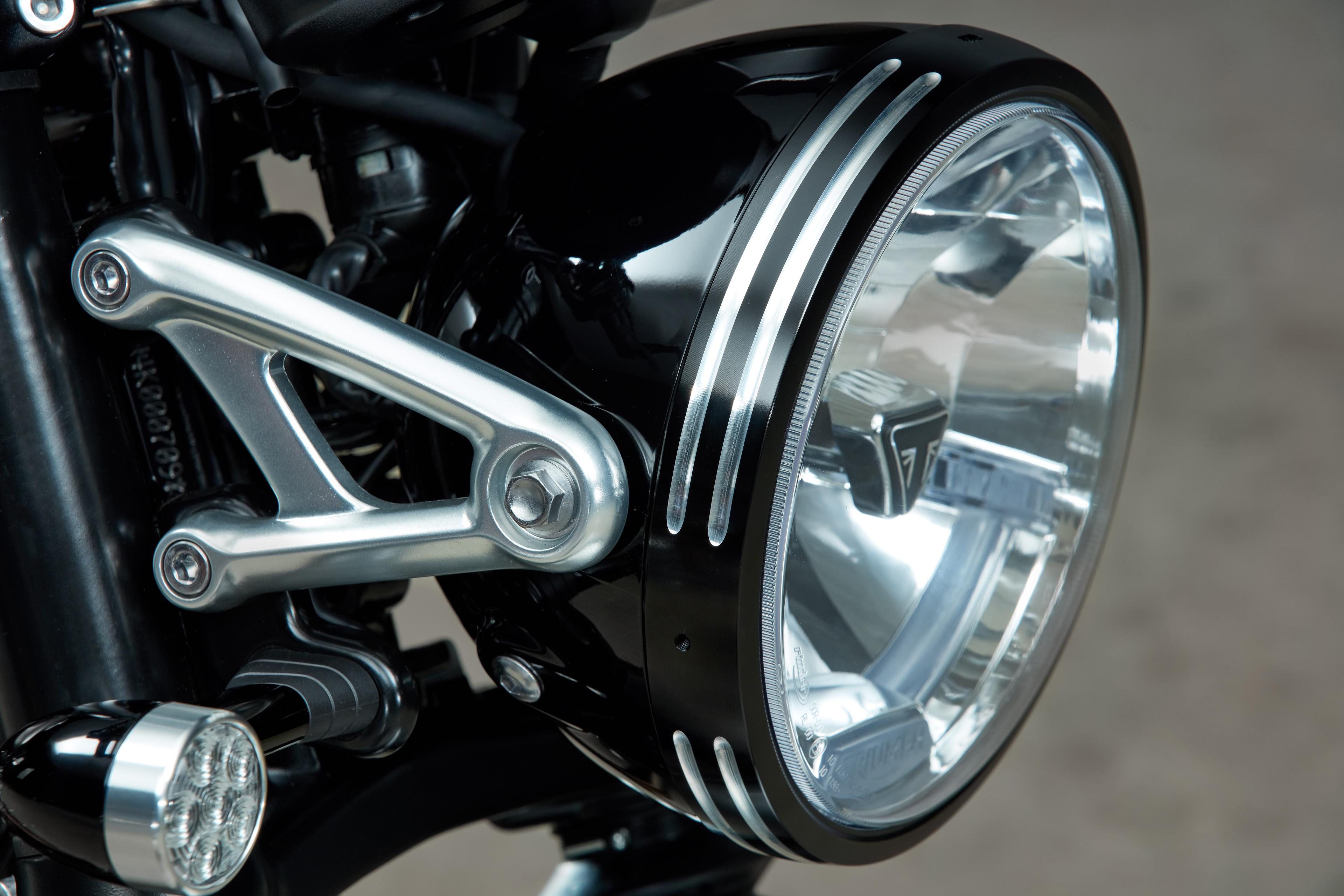 Headlight Bezel photo 1