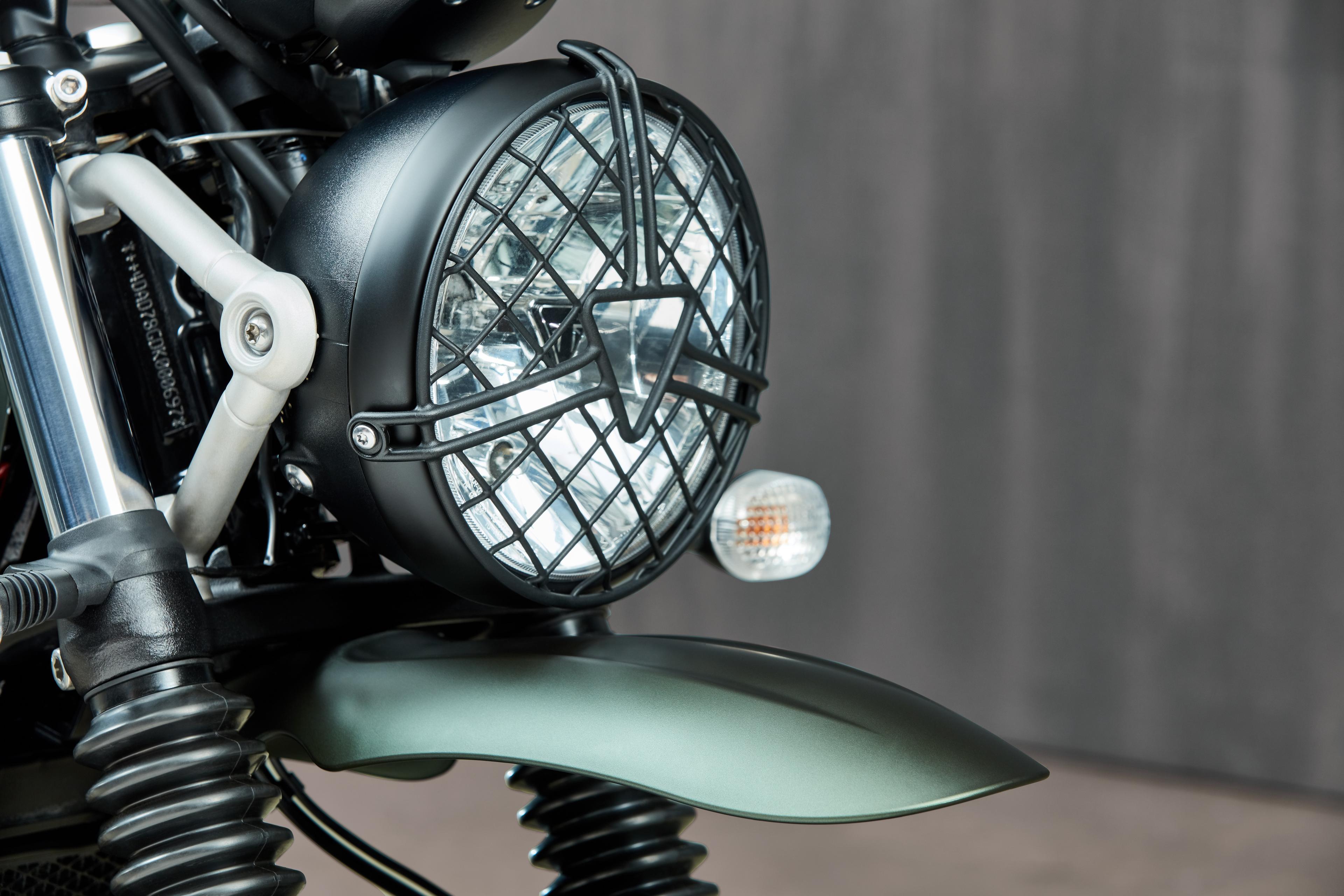 Grille & Bezel, Headlight photo 2