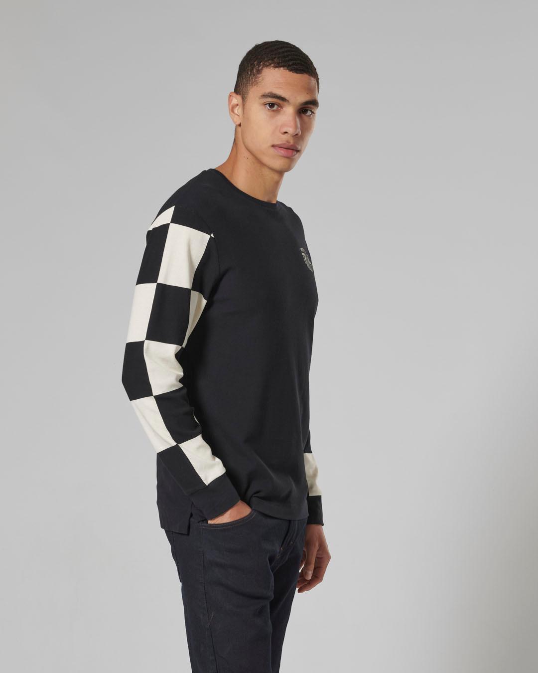 Harker L/S Tee photo 2